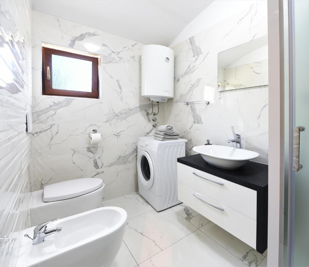 Apartments Mirasol Умаг Экстерьер фото