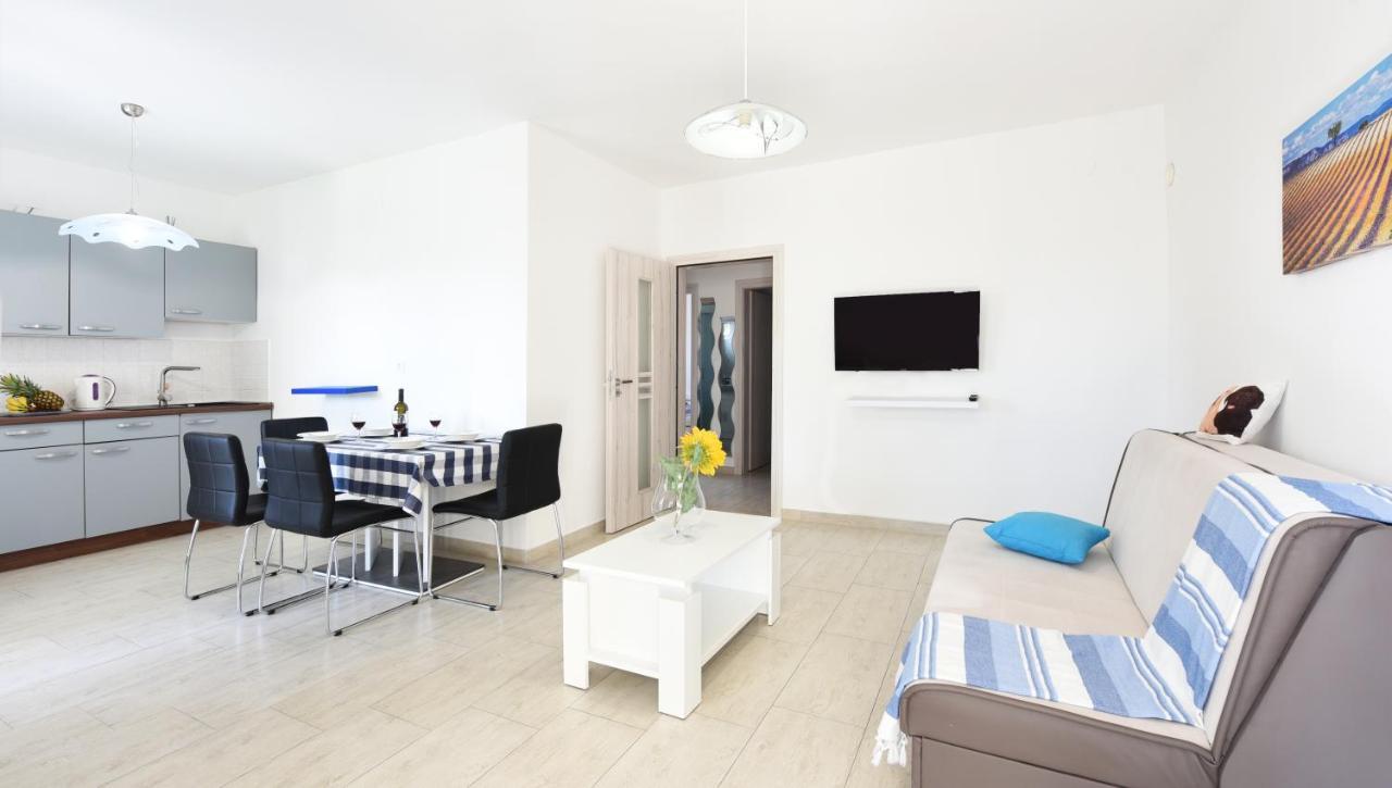 Apartments Mirasol Умаг Экстерьер фото