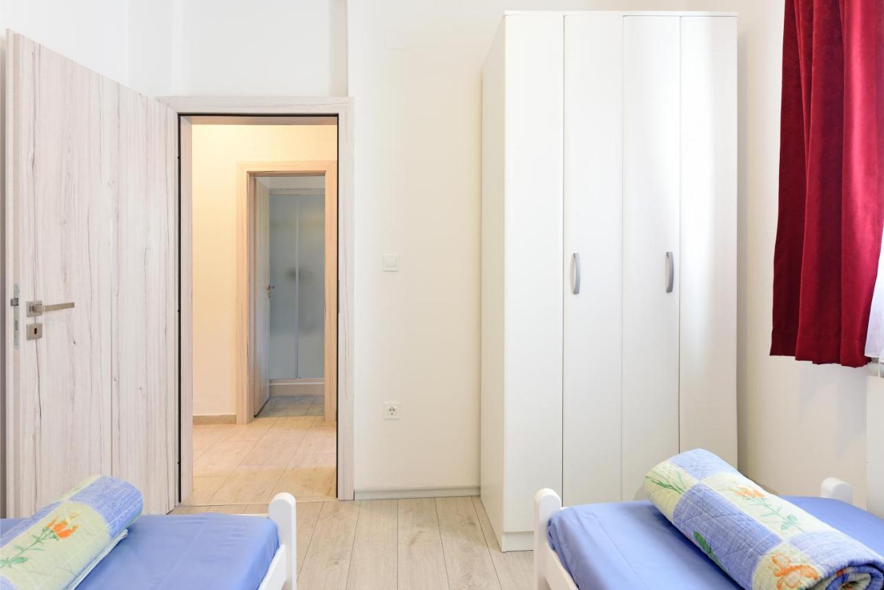 Apartments Mirasol Умаг Экстерьер фото
