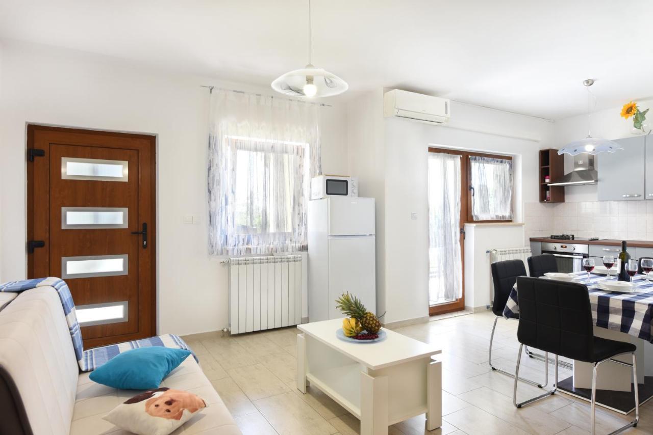 Apartments Mirasol Умаг Экстерьер фото
