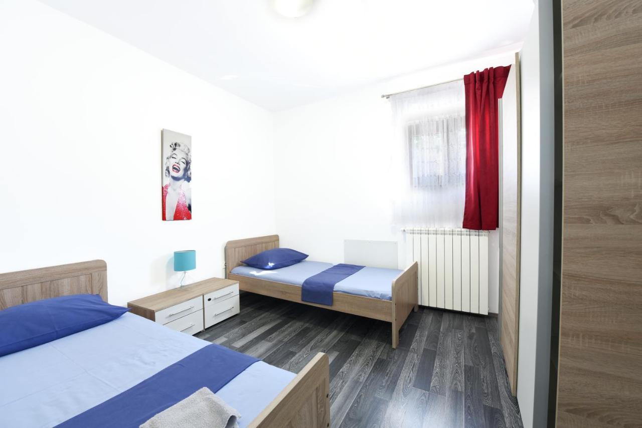 Apartments Mirasol Умаг Экстерьер фото